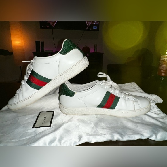 WOMEN'S GUCCI ACE SNEAKER WITH WEB - Picture 3 of 5